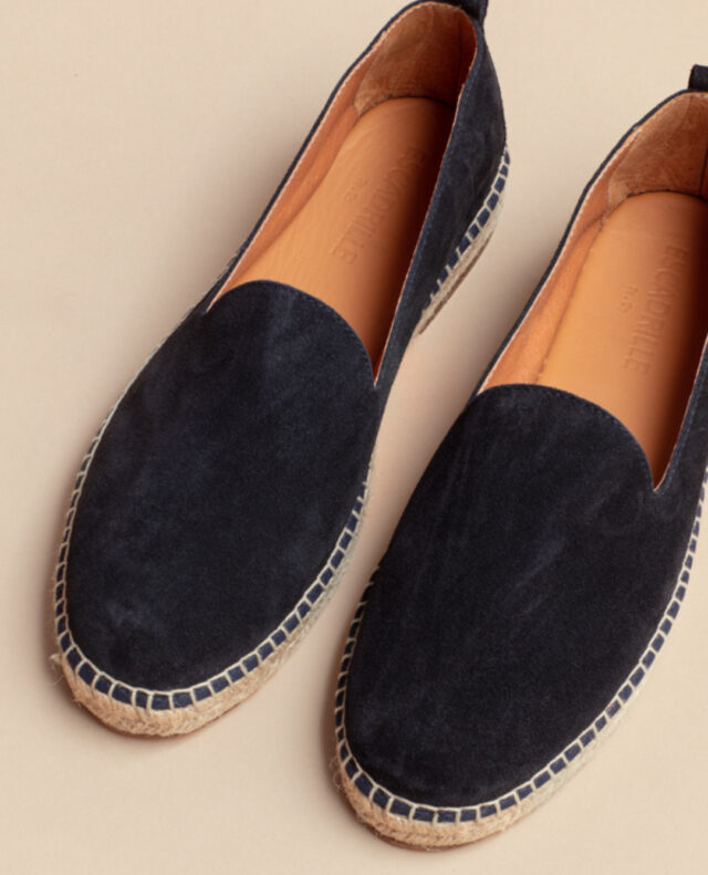 Les TAORMINA, confortables et polyvalentes.⁠
Elles s’adaptent à toutes vos envies, du quotidien aux moments plus spéciaux 🖤